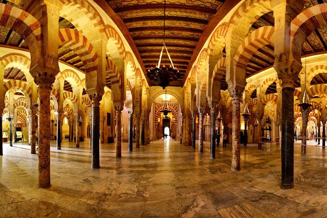 Cordoba & Carmona With Mezquita, Synagoge & Patios From Seville - Exploring the Patios of San Basilio