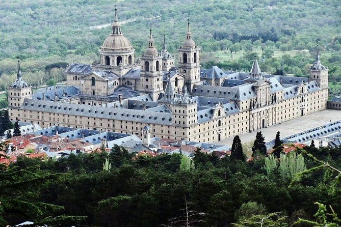 Escorial Monastery and the Valley of the Fallen Tour From Madrid - Highlights of the Escorial Monastery