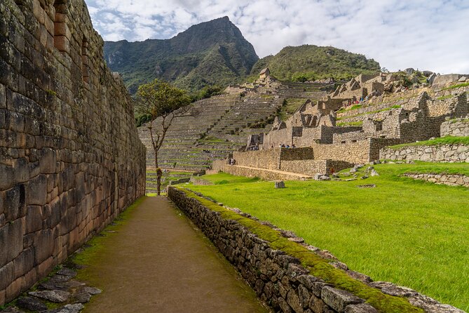 Full Day Guided Tour to Machu Picchu Transportation Included - Why Choose This Tour