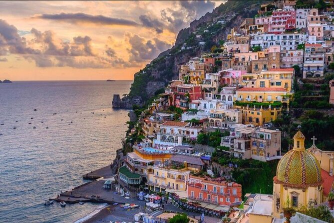 Full-Day Sorrento, Amalfi Coast, and Pompeii Day Tour From Naples - Group Size and Accessibility