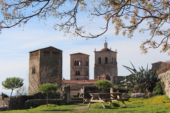 Guided Tour of Historic and Monumental Trujillo - Historical and Architectural Significance