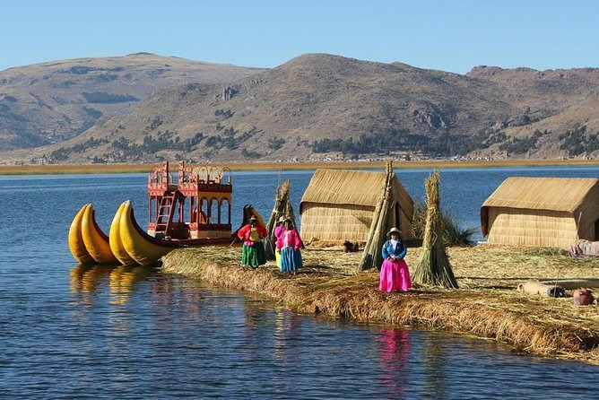 Lake Titicaca (Day Trip) Uros & Taquile Islands - Exploring the Uros Islands