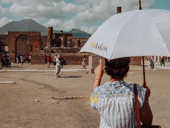 Pompeii Small Group Tour With an Archaeologist - Tour Overview