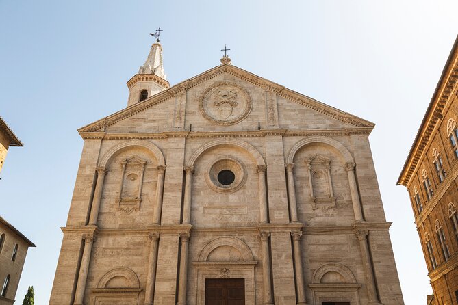 Rome: Tuscany & Montepulciano Day Trip With Lunch & Wine Tasting - Historic Attractions