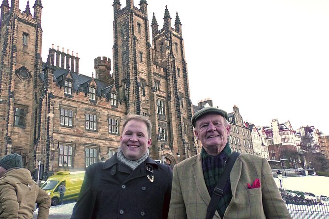 Royal Mile Guided Walking Tour in Edinburgh - Professional Guide Expertise