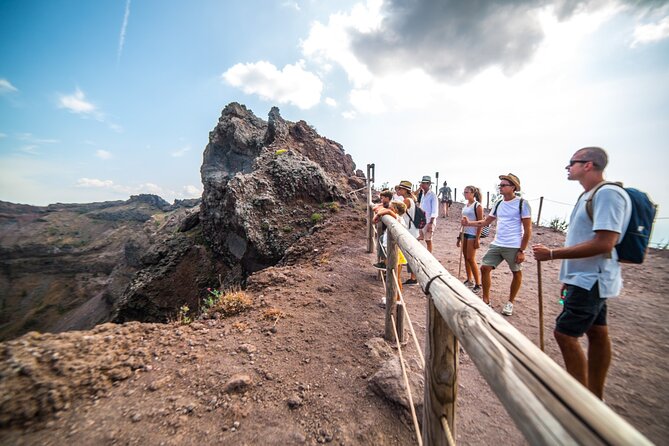 Skip-The-Line Pompeii & Mt. Vesuvius Day Trip From Sorrento - Customer Feedback and Ratings