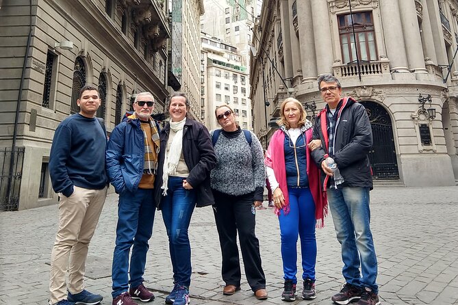 The Best Walking Tour in Santiago De Chile - Guide Performance and Traveler Feedback