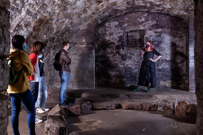 Underground Vaults Walking Tour in Edinburgh Old Town - Haunting Tales and Eerie Encounters