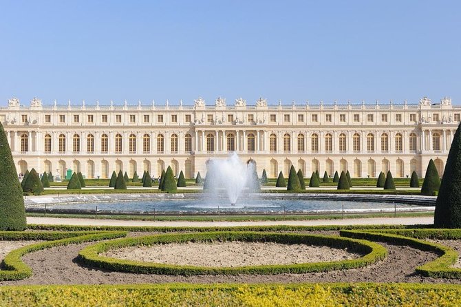 Versailles Best of Domain Skip-The-Line Access Day Tour With Lunch From Paris - Transportation and Meeting Details