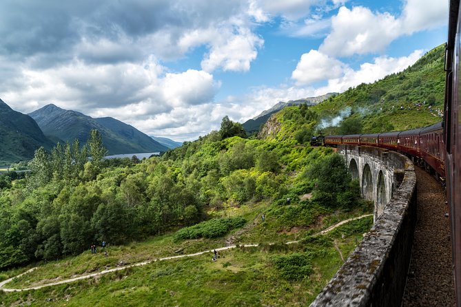 3-Day Isle of Skye, Hogwarts Express Train and Highlands Tour - The Jacobite Steam Train Journey