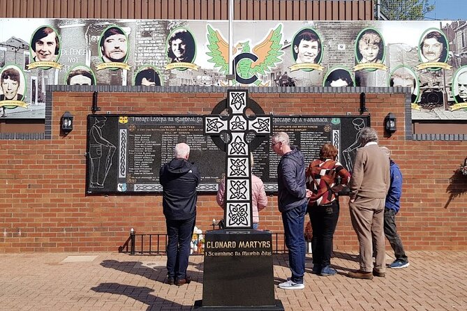 Belfast Black Taxi Tours - Gaining Insights From Local Experts