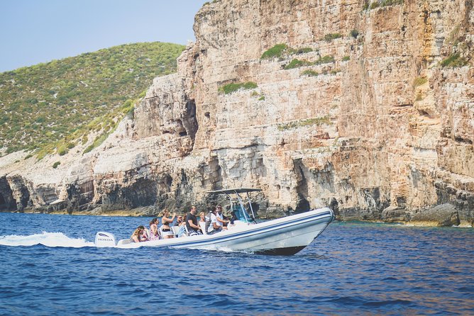 Blue Cave & 5 Islands Speedboat Trip From Split - Ticket Included - Visiting the Blue Cave