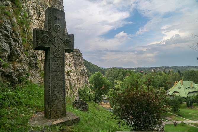 Bran Castle and Rasnov Fortress Tour From Brasov With Optional Peles Castle Visit - Tour Experience and Recommendations