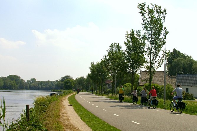 Countryside Bike Tour From Amsterdam: a Windmill and Dutch Cheese - Discovering Clog Craftsmanship