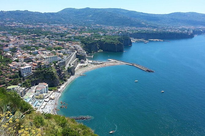 Day Trip of Pompeii, Sorrento and Positano From Naples - Exploring Pompeiis Ruins