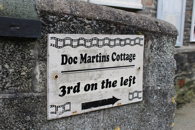 Doc Martin Tour in Port Isaac, Cornwall - Connecting With the Charming Local Community