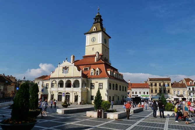 Draculas Castle, Peles Castle and Brasov Day Trip From Bucharest - Getting to the Meeting Point