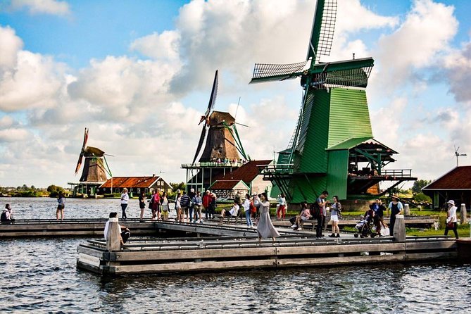 Giethoorn and Zaanse Schans Windmills Day Trip From Amsterdam - Exploring Zaanse Schans