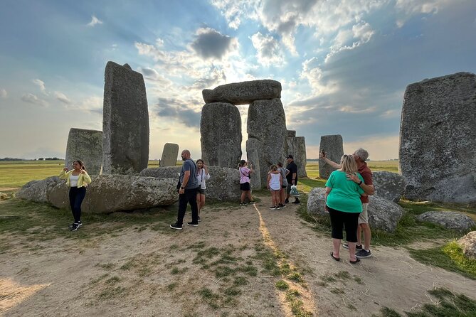 Inner Circle Access of Stonehenge Including Bath and Lacock Day Tour From London - Traveler Experiences and Reviews