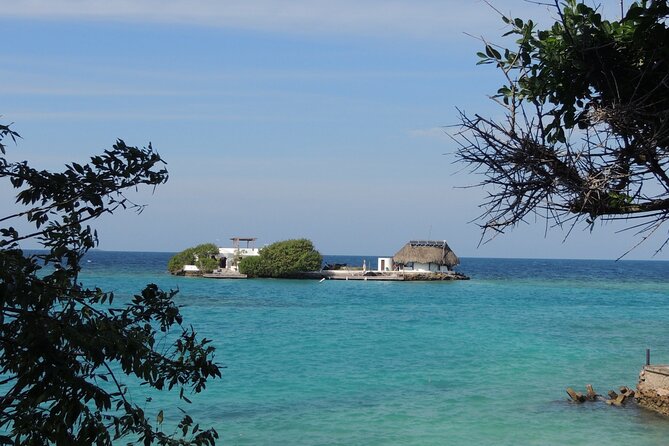 Island Hopping Snorkel Paradise From Cartagena - Island Exploration