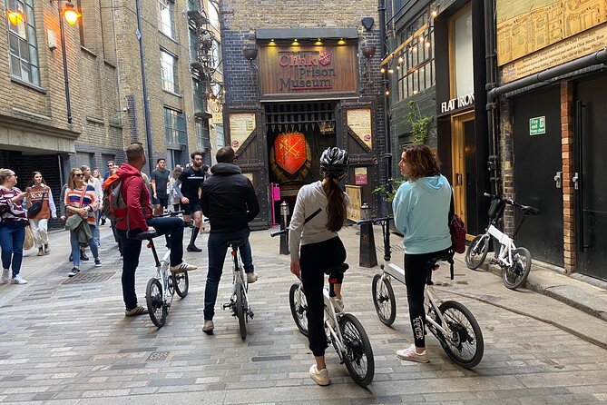 London E-Bike Tour & Borough Market - Experiencing the Borough Market