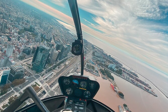 Private Helicopter Flight Over the City of Buenos Aires - Pilot Commentary and Passenger Experience