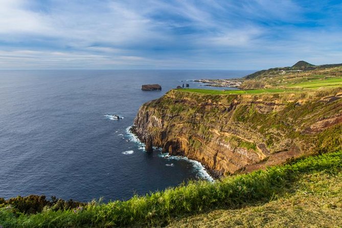 São Miguel West Full Day Tour With Sete Cidades Including Lunch - Guide Experience and Customer Feedback