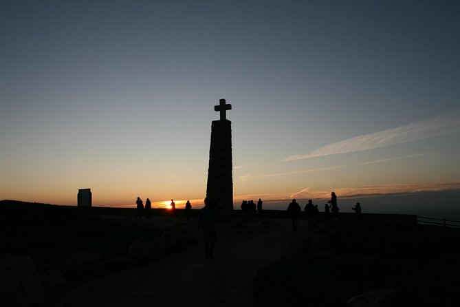 Sintra Full Day Small-Group Tour: Let the Fairy Tale Begin - Marveling at the Moorish Castle