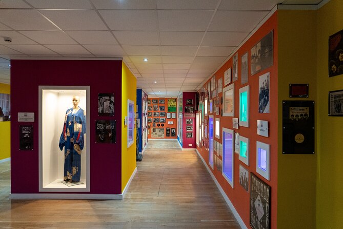 Skip the Line: Liverpool Beatles Museum - the Perfect Tribute to the Beatles - Visitor Experience and Amenities