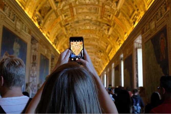 Skip the Line: Vatican Museum, Sistine Chapel & Raphael Rooms + Basilica Access - Exploring the Vatican Museums