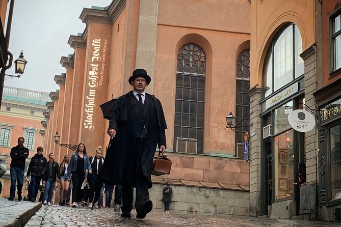 The Original Stockholm Ghost Walk and Historical Tour - Gamla Stan - Tour Policies and Safety Considerations