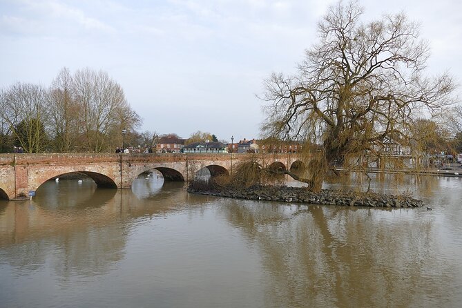 The Walktalkshow.Co.Uk - Guided Tour of Stratford Upon Avon - Engaging Storytelling by Guides