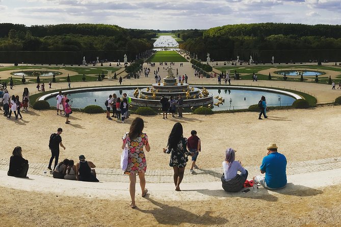 Versailles Best of Domain Skip-The-Line Access Day Tour With Lunch From Paris - Guest Feedback and Ratings