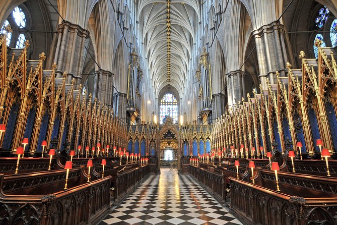 Westminster Guided Walking Tour With Abbey Entry - Navigating the Charming Streets of Westminster