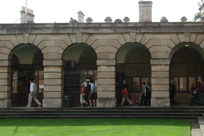 1.5-hour Oxford City and University Walking Tour - Value for Money