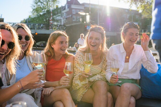 Amsterdam: Covered Booze Cruise With Unlimited Drinks Option - Positive Traveler Feedback