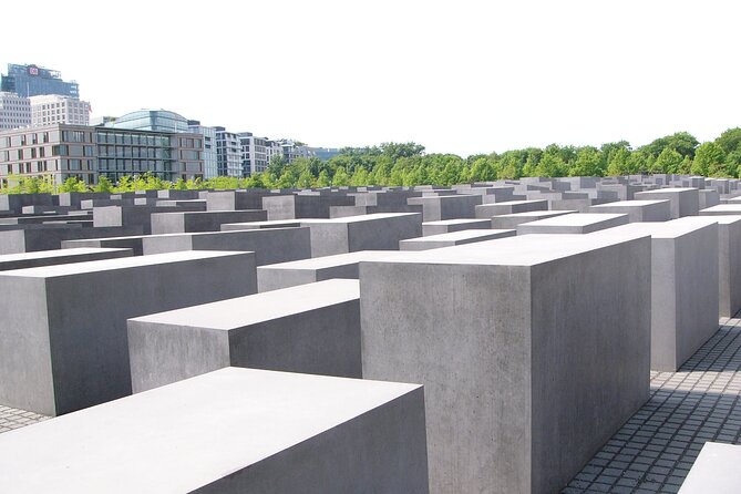 Berlin Third Reich and Cold War 2-Hour Walking Tour - Capturing Memorable Moments