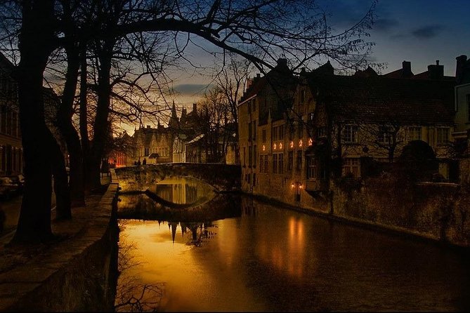 Evening Tour: The Dark Side of Bruges - Experiencing the Atmospheric Ambiance of Nightfall