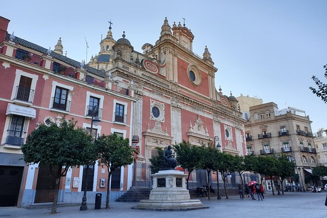 Sevilla Food Tour: Tapas, Wine, History & Traditions - Navigating Accessibility and Dietary Needs