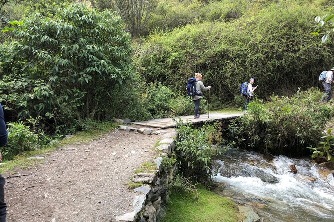 Short Inca Trail To Machu Picchu 2 Days and 1 Night - Small Group Size for Personalized Attention