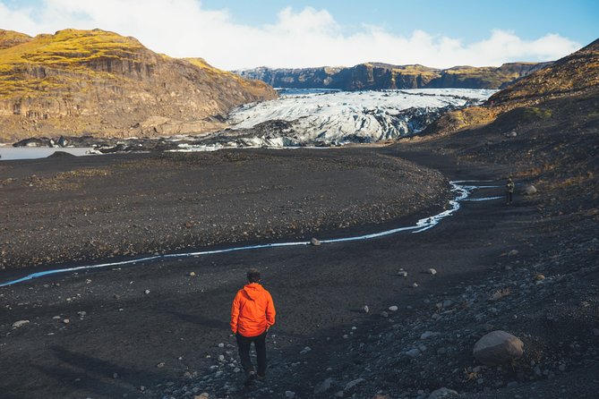 South Iceland Glaciers, Waterfalls and Black Sand Beach Day Tour From Reykjavik - Capturing the Beauty of Seljalandsfoss and Skogafoss Waterfalls