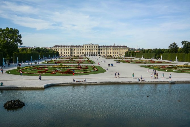 Vienna: Skip the Line Schönbrunn Palace and Gardens Guided Tour - Stellar Customer Reviews and Feedback