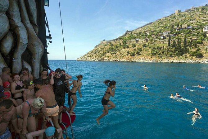 Alanya All Inclusive Pirate Boat Trip With Hotel Transfer - Tips for a Smooth Experience