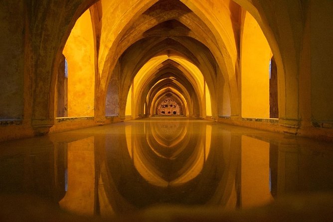 Alcazar and Cathedral of Seville Tour With Skip the Line Tickets - Discovering the History and Architecture