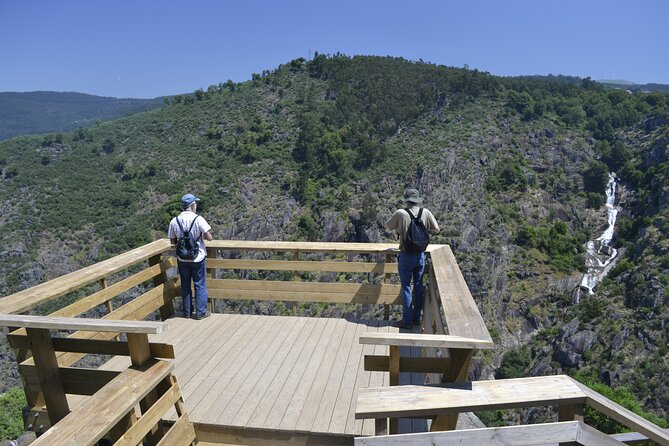 Arouca Suspension Bridge and Paiva Walkway Day Tour From Porto - Dining on Local Cuisine