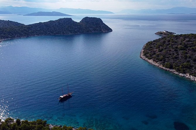 Athens Day Cruise: 3 Islands Tour in the Saronic Gulf With Lunch - Island Exploration: Agistri