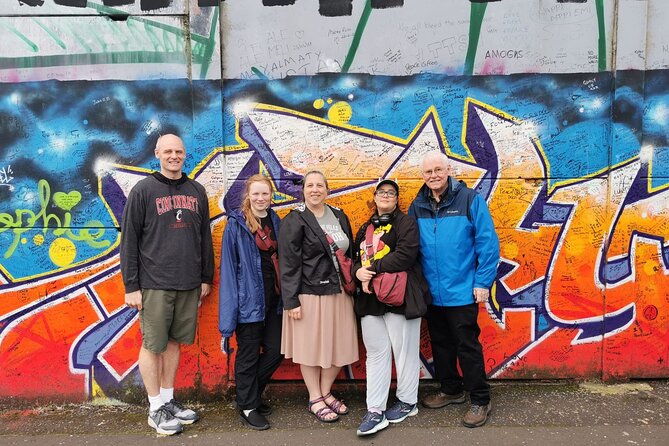 Belfasts Political Mural Taxi Tour - Tour Duration and Recommendations for an Enriching Experience