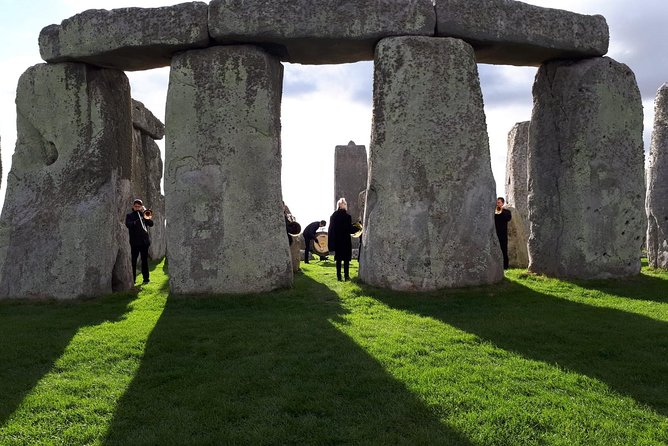 Inner Circle Access of Stonehenge Including Bath and Lacock Day Tour From London - Discovering the Charm of Bath