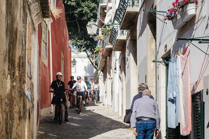 Lisbon Hills Electric Bike Guided Tour - Customer Feedback and Recommendations