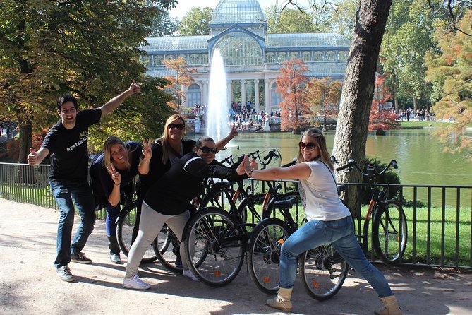 Madrid Highlights Bike Tour - The Benefits of a Guided Bike Tour